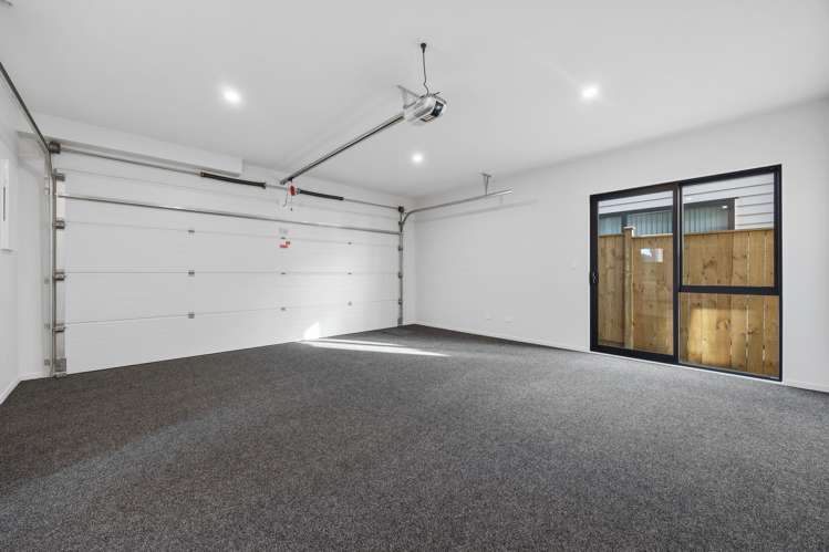 11 Mill Hill Close Flat Bush_49