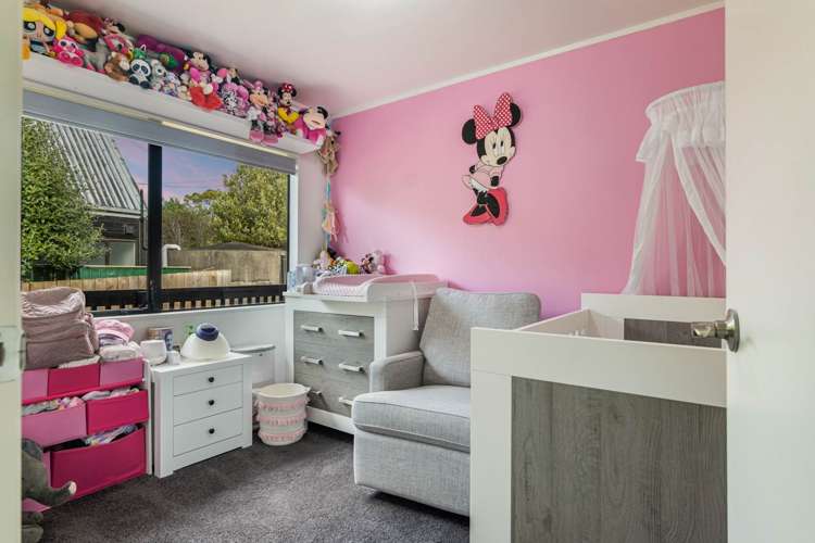 32 Holiday Road Stanmore Bay_18