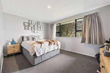 1 Waitara Place_2