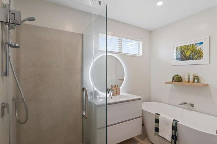 8 Clissold Street Merivale_13