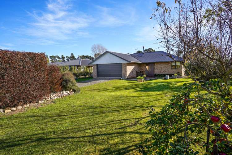77 Glenmark Drive Waipara_13