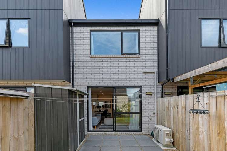 5/119 Bruce Mclaren Road Henderson_7