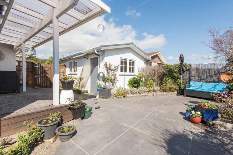 2/27 Exeter Street Stoke_12