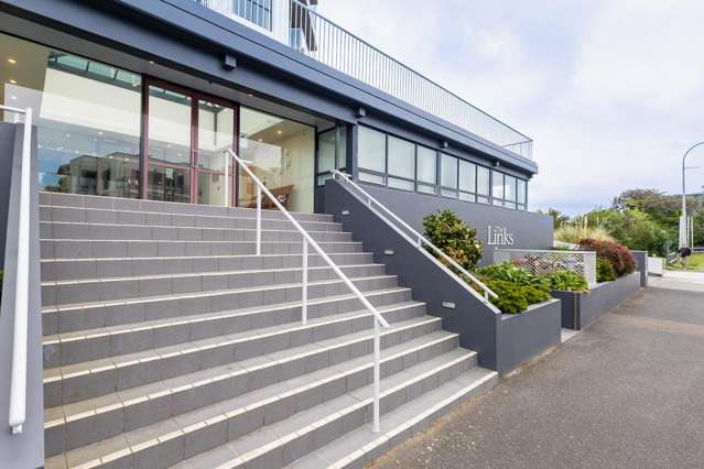 1/380 Kapiti Road Paraparaumu Beach_1