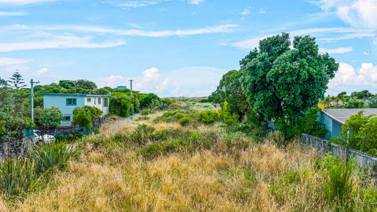 205 Rocking Horse Road Southshore_16