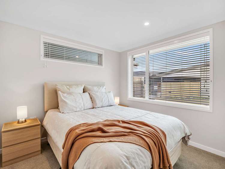 214/30 Bob Robertson Drive Woodend_14