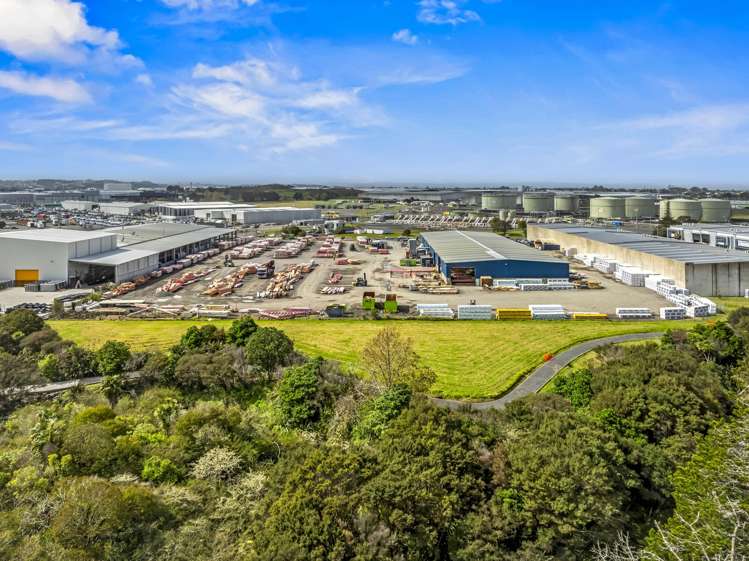 55 McLaughlins Road Wiri_1