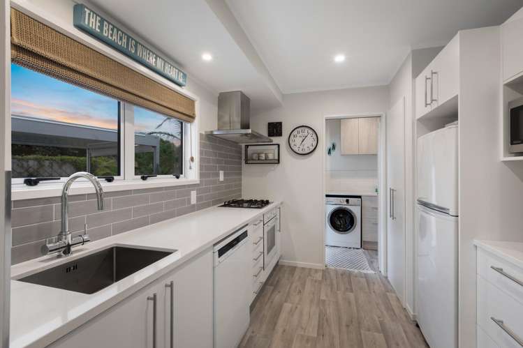 52 Papaunahi Road Waihi Beach_10