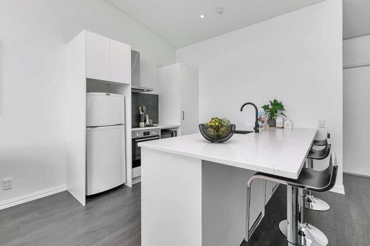 16/137 Quay Street Auckland Central_14