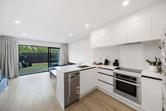 Owners ready to part ways, Ready to Move in Now!