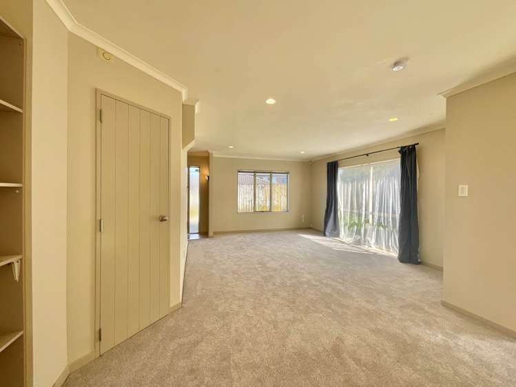 27 Cyclamen Road Mangere Bridge_2