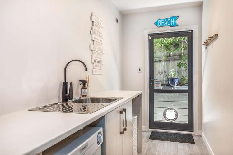 154 Endeavour Drive Whitby_19