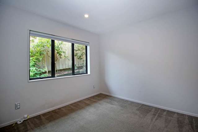 24b Thomas Road Mangere_1