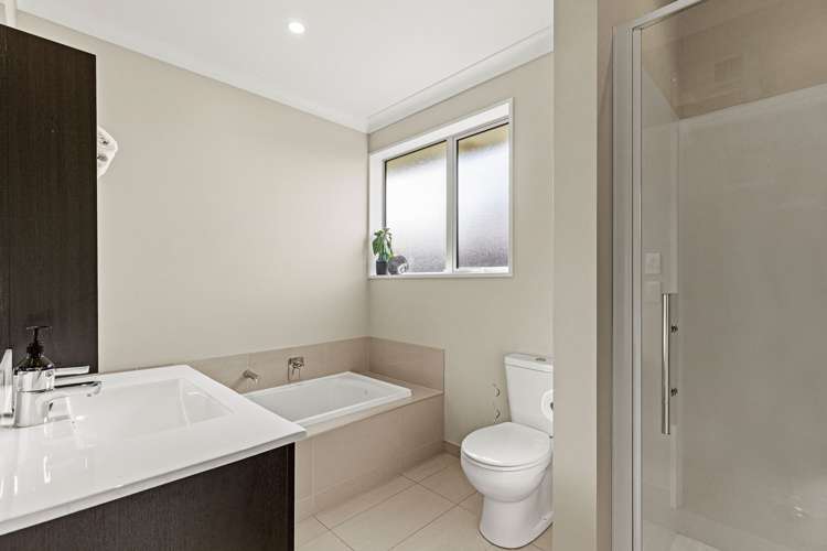 4 Napier Drive Wigram_16