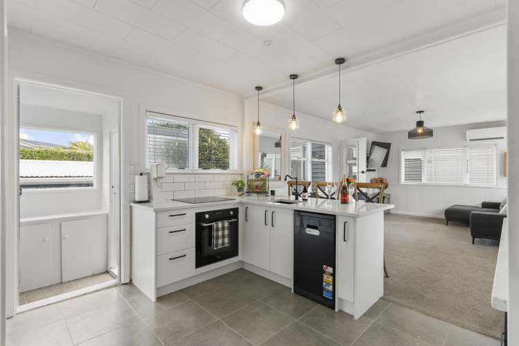 2/49 Waterloo Street Howick_6