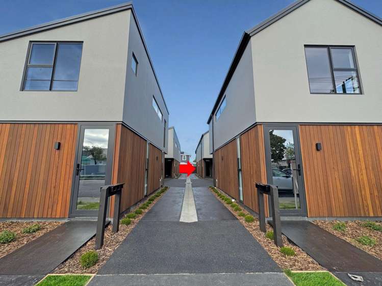 3/131 Simeon St Somerfield_19