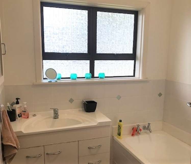 240 Hill Road The Gardens_9