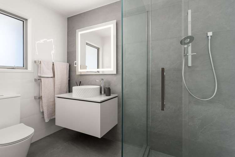 62 Sixteenth Avenue Avenues_10