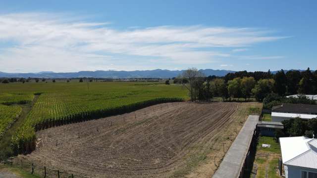 Four prime sections – Endless possibilities