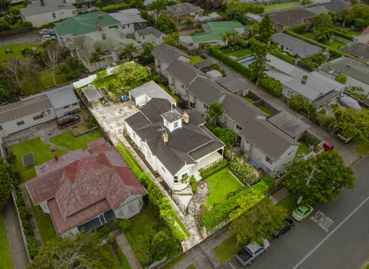 48 Grey Street Onehunga_24