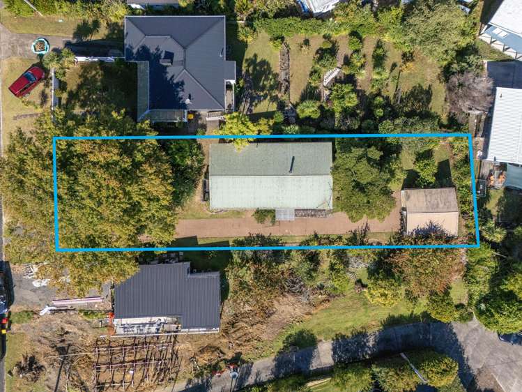 16 Pohutukawa Avenue Red Beach_27