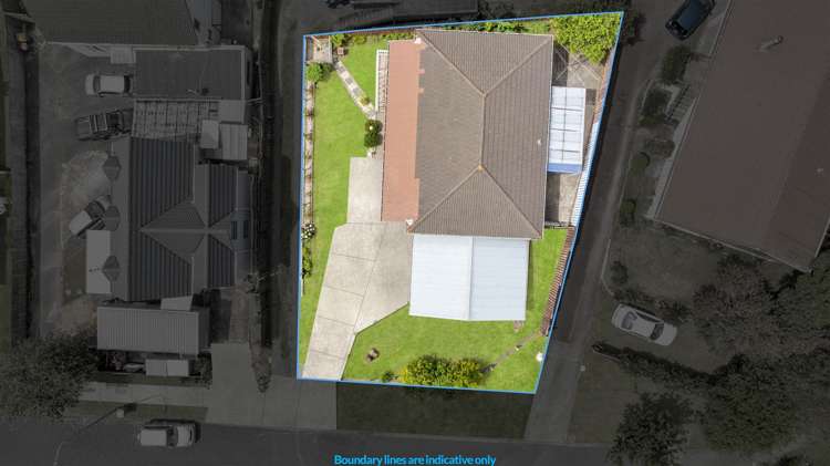 1/10 Sentosa Place Clover Park_15