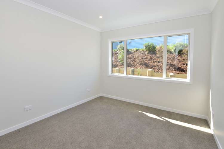 8 Parkview Drive Gulf Harbour_15