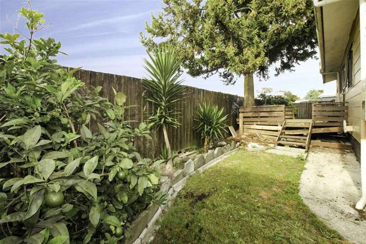 2/53 Orion Street Papakura_13