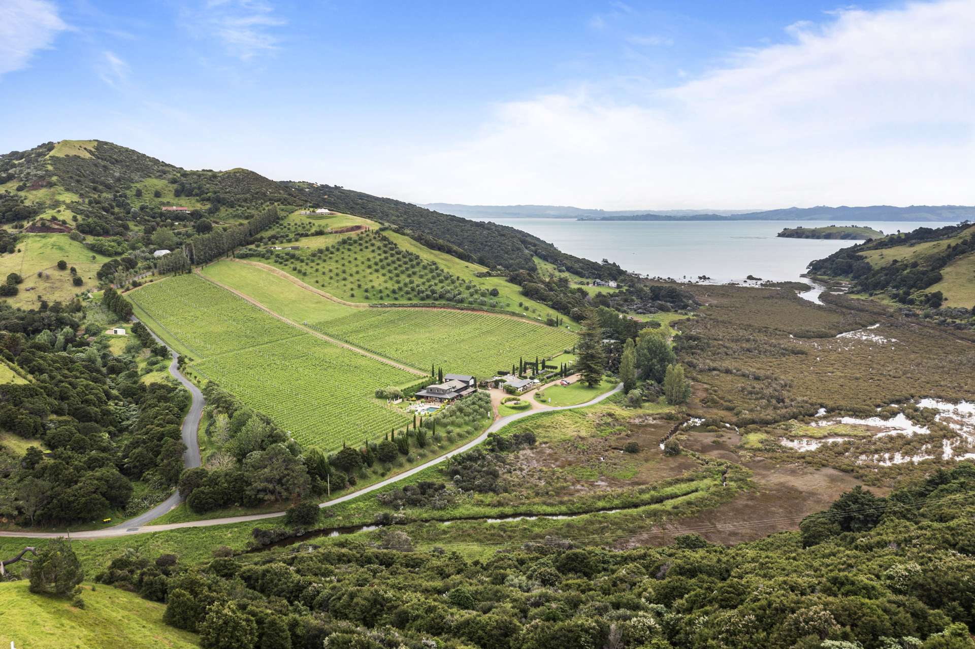 205 205a Awaawaroa Road Awaawaroa Bay Waiheke Island Businesses