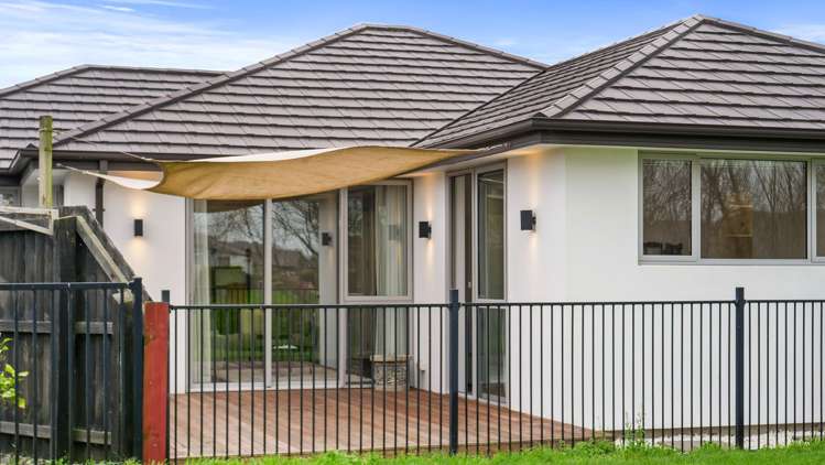 8 Sharman Place Wigram_13