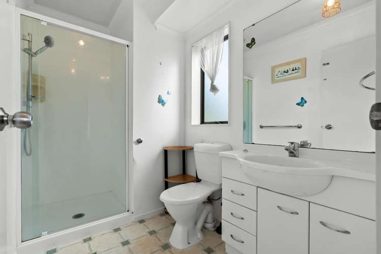 21 Sandwick Drive Manurewa_11