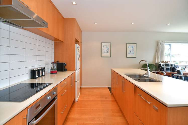 205/252 Centreway Road Orewa_9