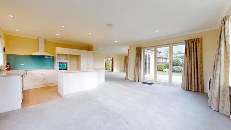 15 Bowen Street_2