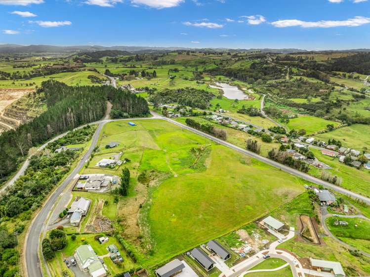 35 Boundary Road Hikurangi_17