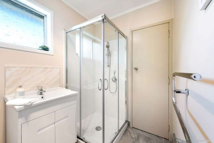 1/102 Coronation Road Papatoetoe_6