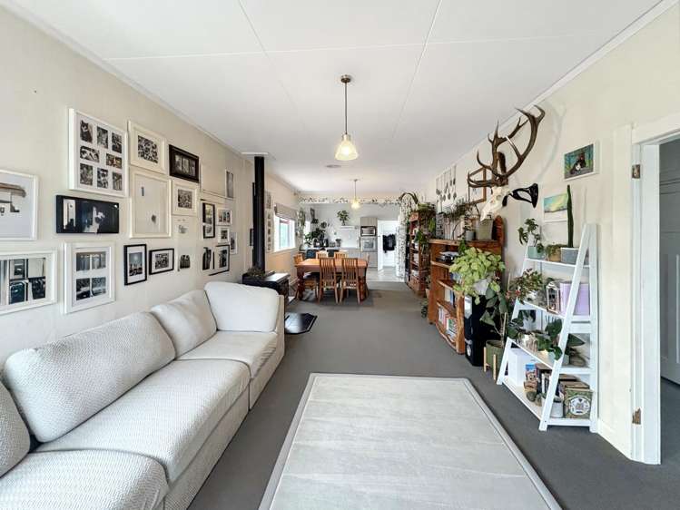 51 Caius Avenue 1208_12