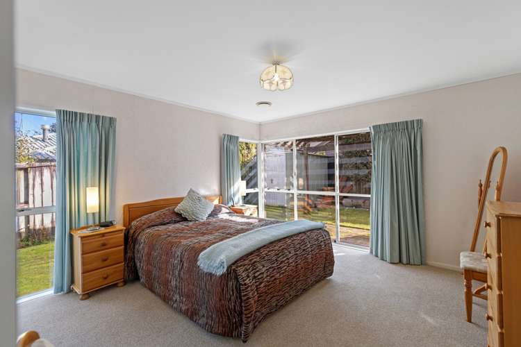 64 Sunnyhills Avenue Glenview_8