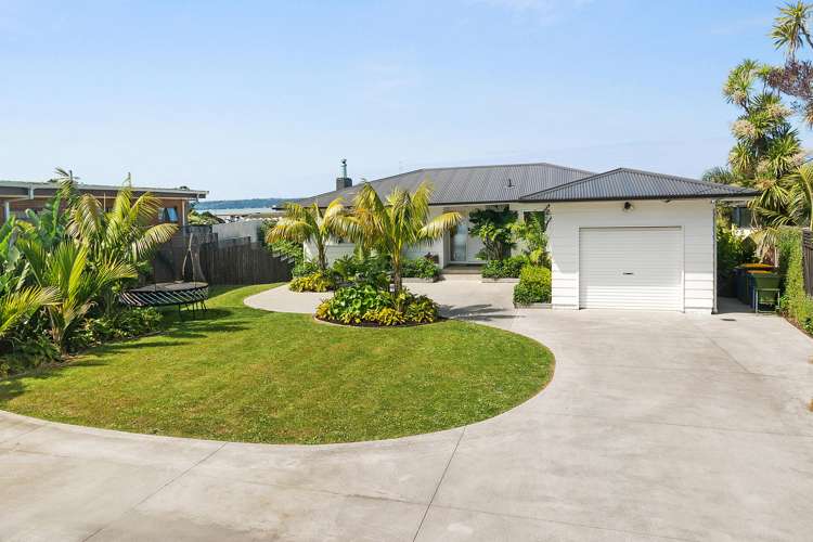 106 Tiroroa Avenue Te Atatu South_17