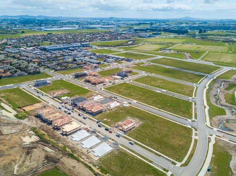 16 Eastfield Avenue Flat Bush_9