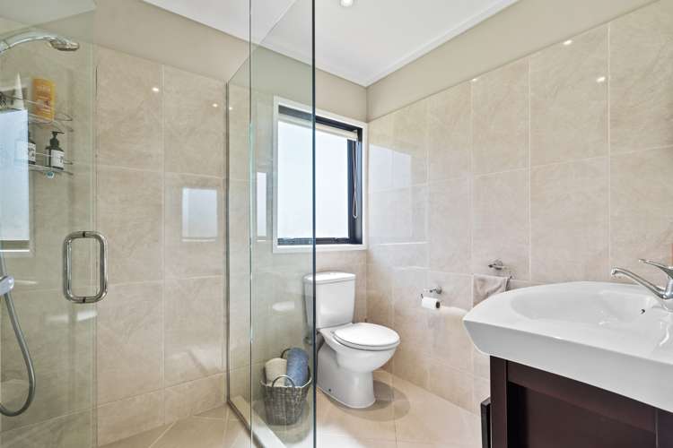 14 Logan Nicks Place Russell Surrounds_17