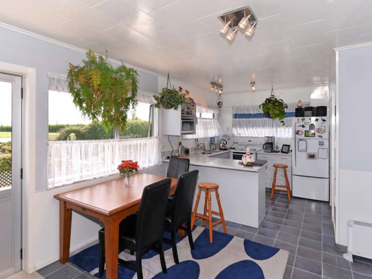 430 Paton Road Hope_5