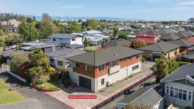 Dual Dwellings, Prime CBD Estate Sale!