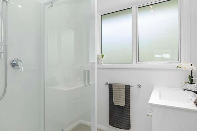 27 James Grove Stokes Valley_21