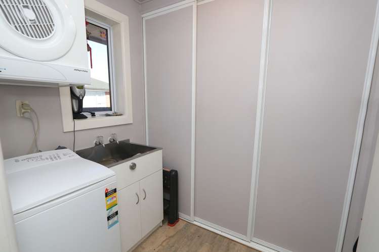 39 Davis Crescent Netherby_11