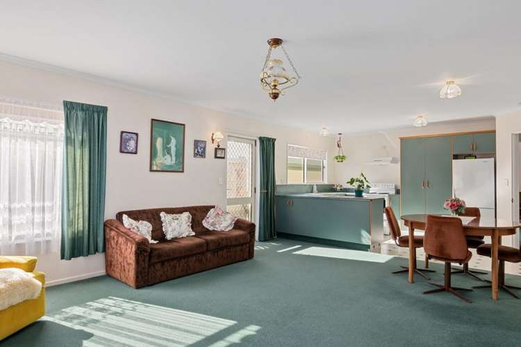 10 Hawthorn Way Richmond_5