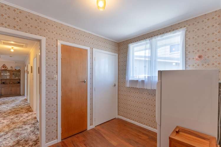 3 Terrace Road Titahi Bay_17