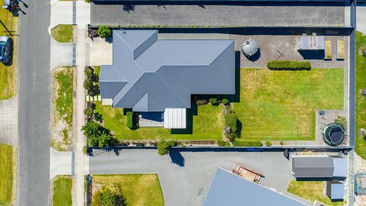 20 Dee Street Otane_30