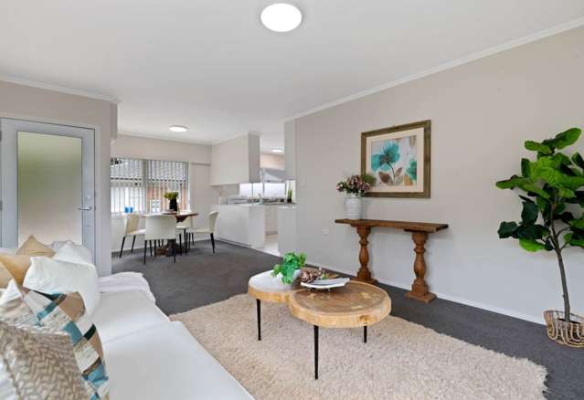 1/8 Edgewater Drive Pakuranga_4