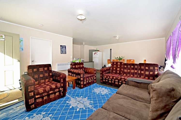 94 Langiola Drive Favona_6