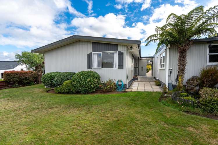 27 Glamis Avenue Dinsdale_23